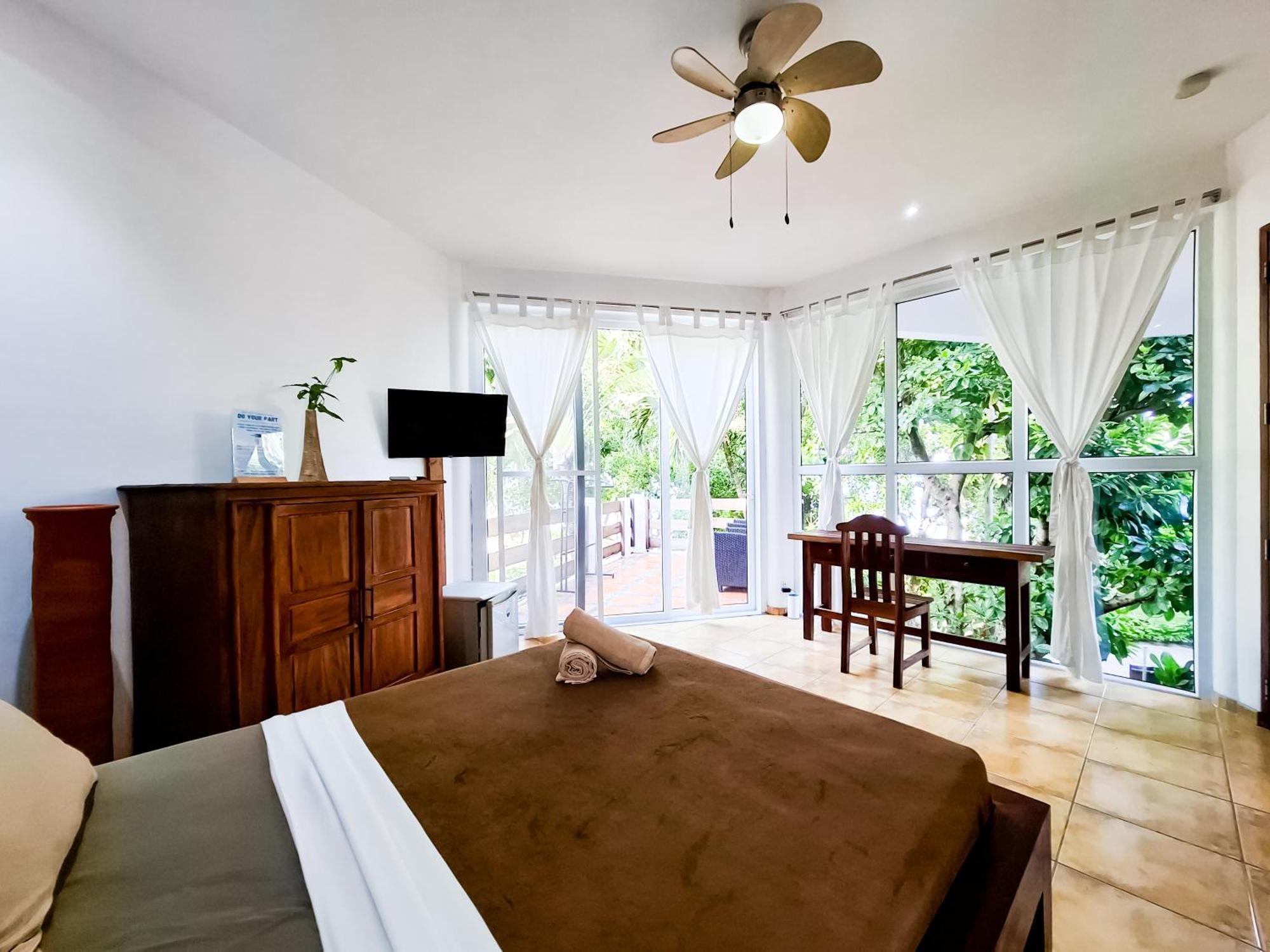 Aissatou Beach Resort Balabag  Εξωτερικό φωτογραφία